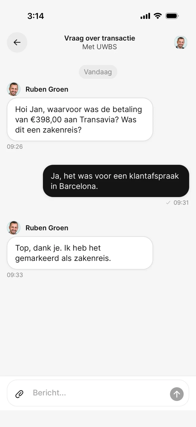 Chat waarin de accountant vraagt of een transactie zakelijk of privé was